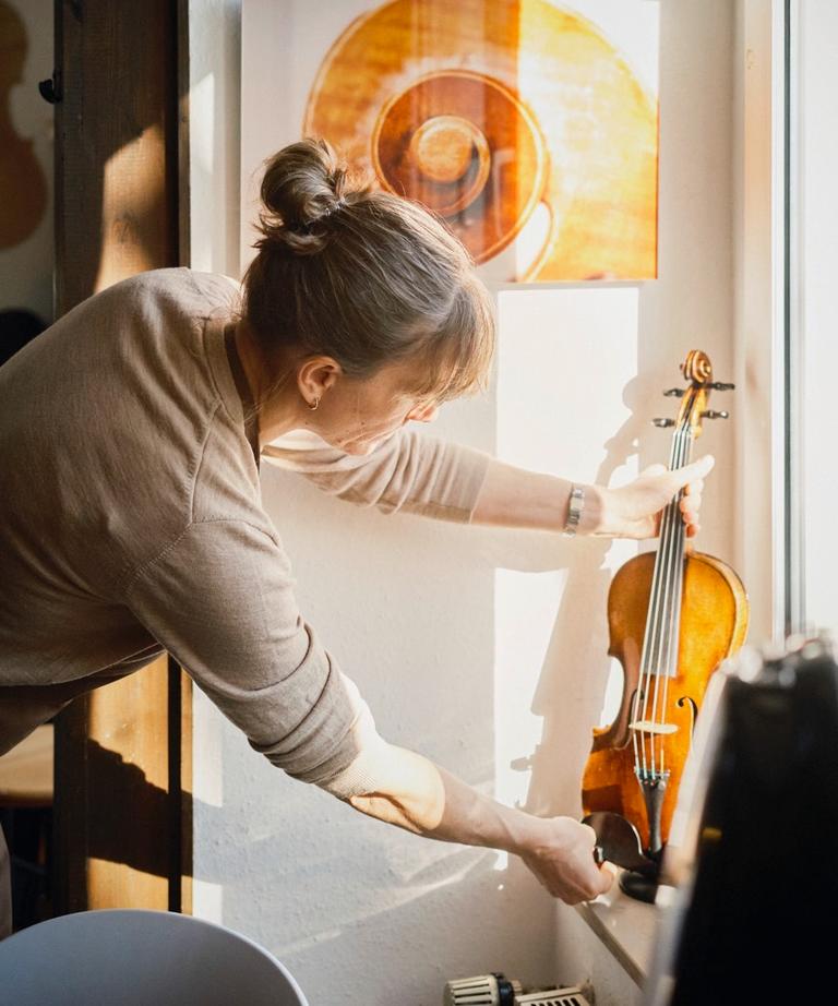 Ein Leihinstrument in der Ausstellung.